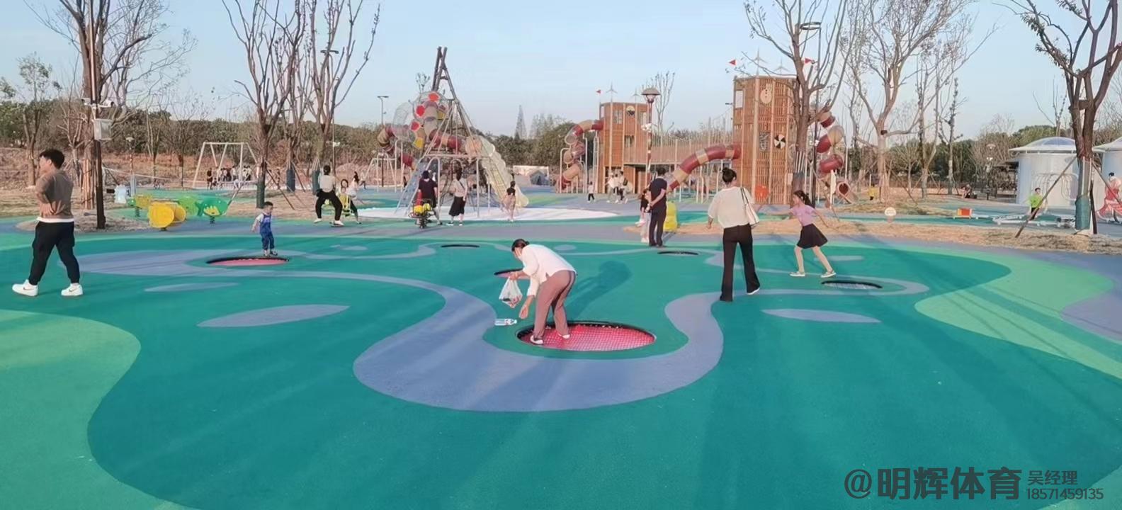 八宿公园跑道是用什么材料做成的